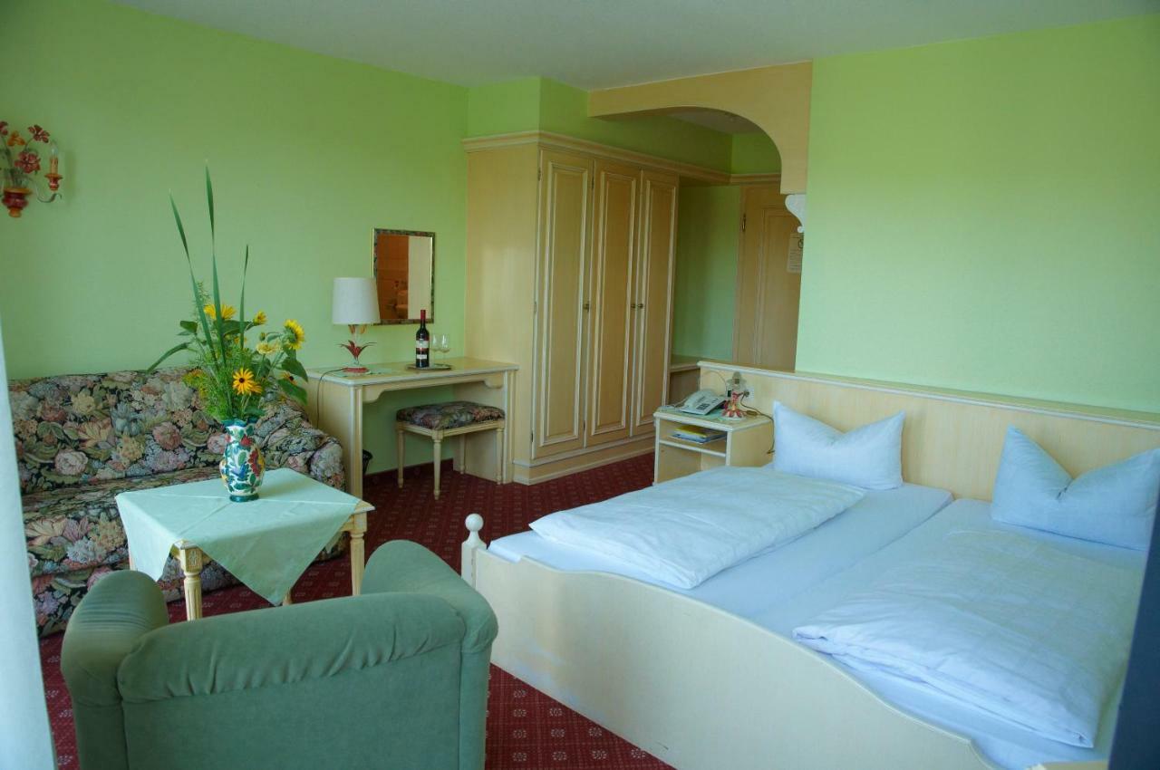 Hotel Krone Kressbronn Am Bodensee Dış mekan fotoğraf
